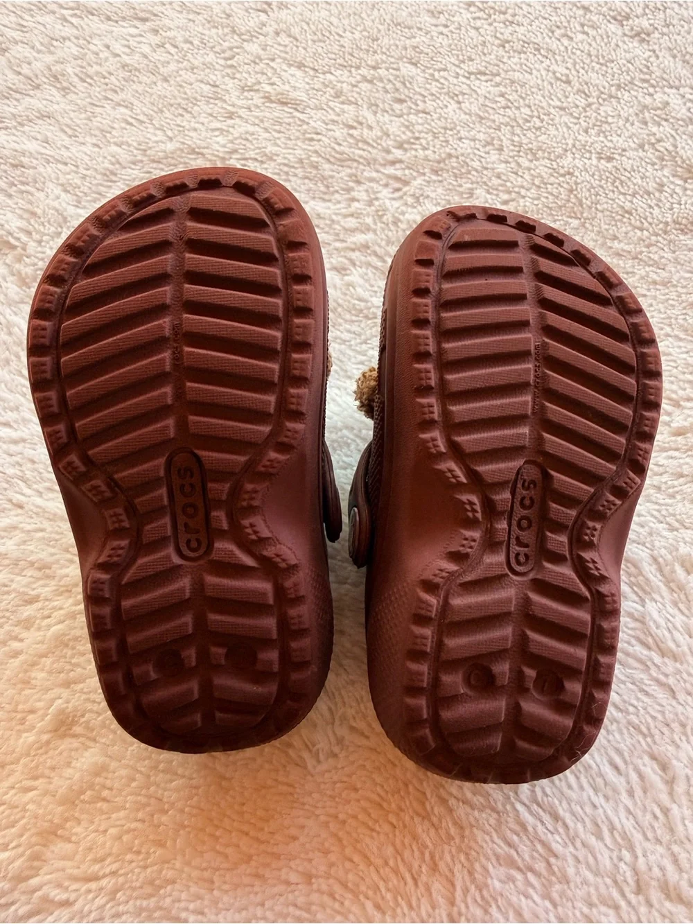 Crocs Kids' TODDLER Classic Lined I Am Brown Bear Clogs
